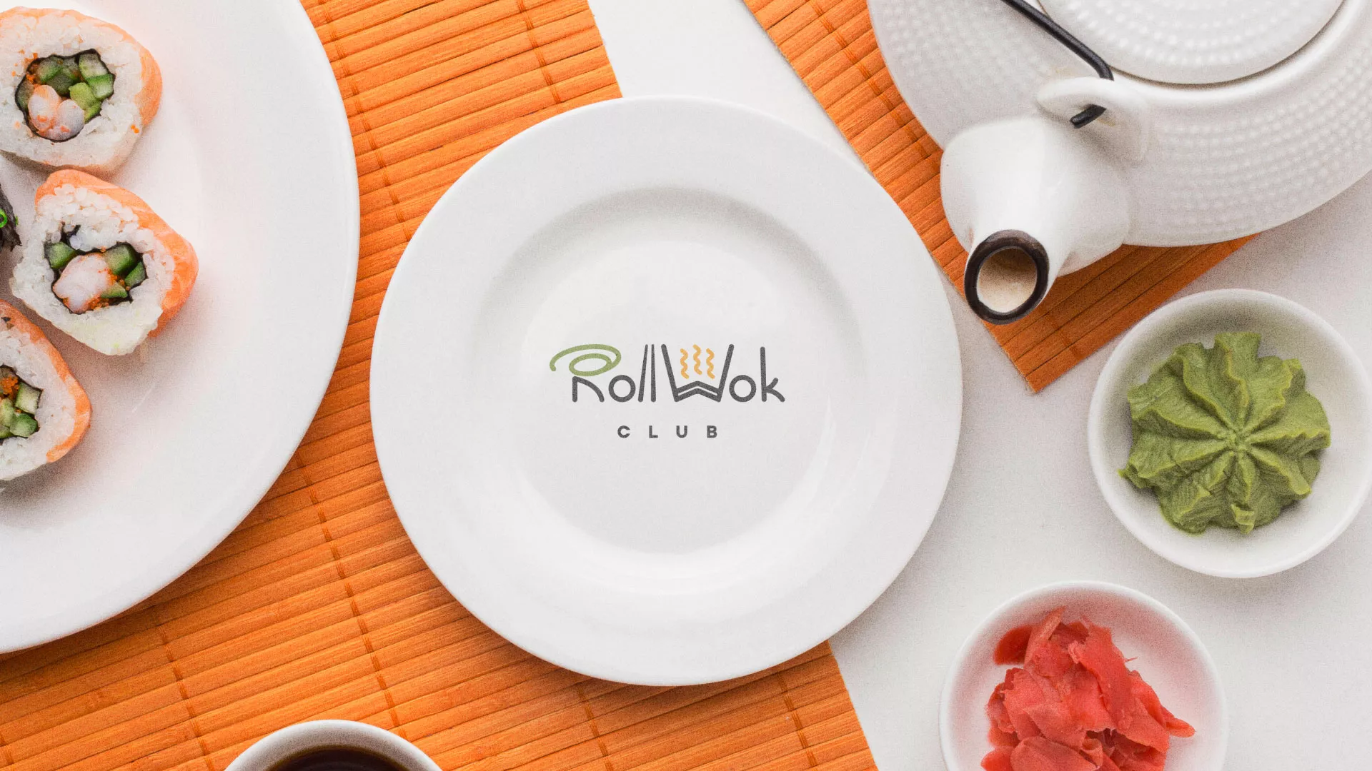 Разработка логотипа и фирменного стиля суши-бара «Roll Wok Club» в Бирске